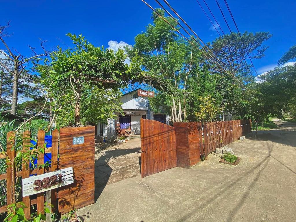D Home Oak Village