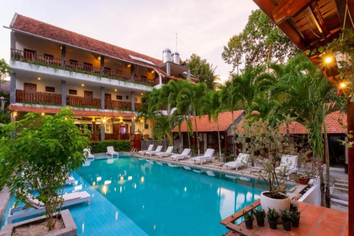 Khách sạn Bauhinia Phú Quốc