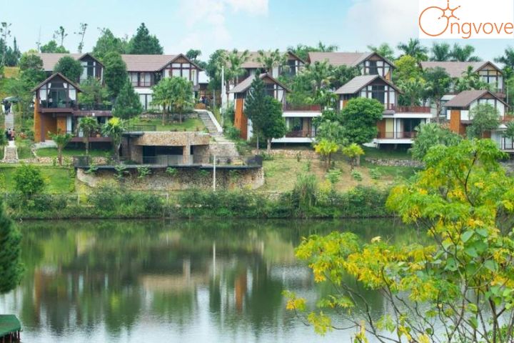 Làng và Khu nghỉ dưỡng Thang Mây