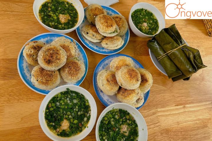 Quán bánh căn hải sản Đà Lạt