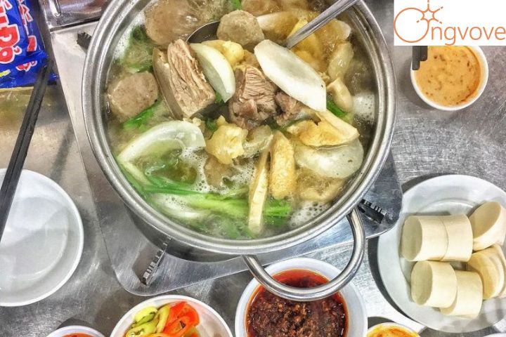 Giới thiệu về quán lẩu bò Ba Toa