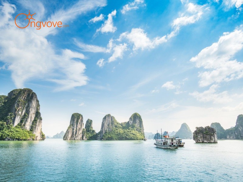 Các Địa Điểm Tham Quan Nổi Tiếng Gần Hang Sửng Sốt Quảng Ninh Tự Túc