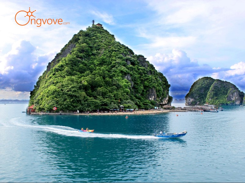 Phương Tiện Di Chuyển Đến Ti Tốp Đỉnh núi Đảo Quảng Ninh