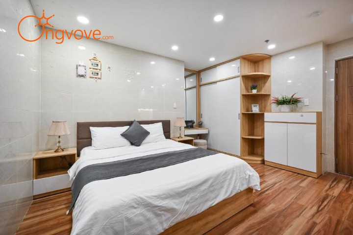 8. Nikko Apartment