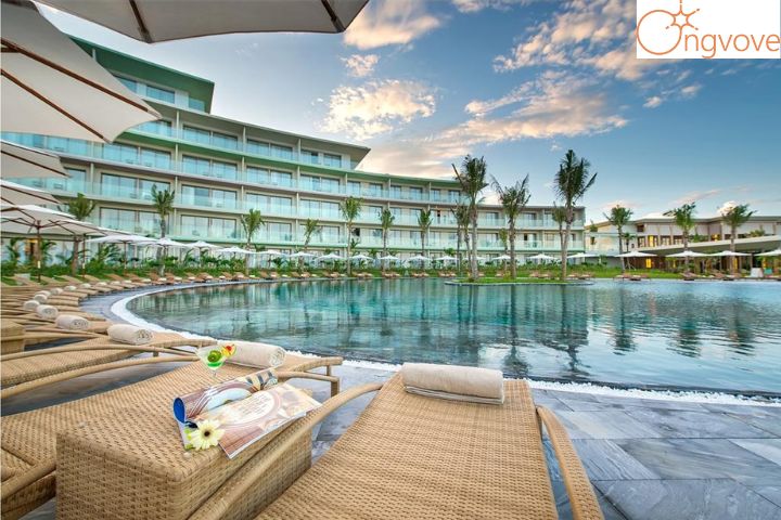 FLC Luxury Resort