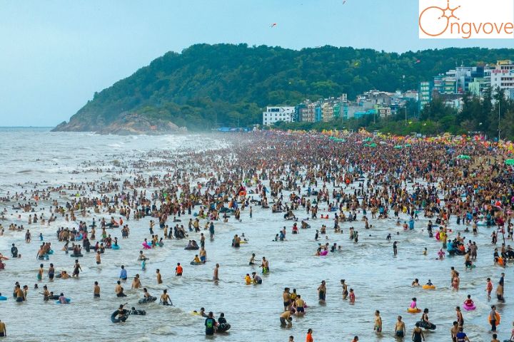 Vì sao Sầm Sơn trở nên hấp dẫn và được nhiều du khách biết đến?