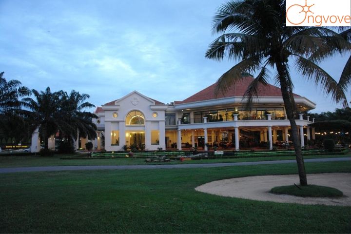 Sông Bé Golf Resort  