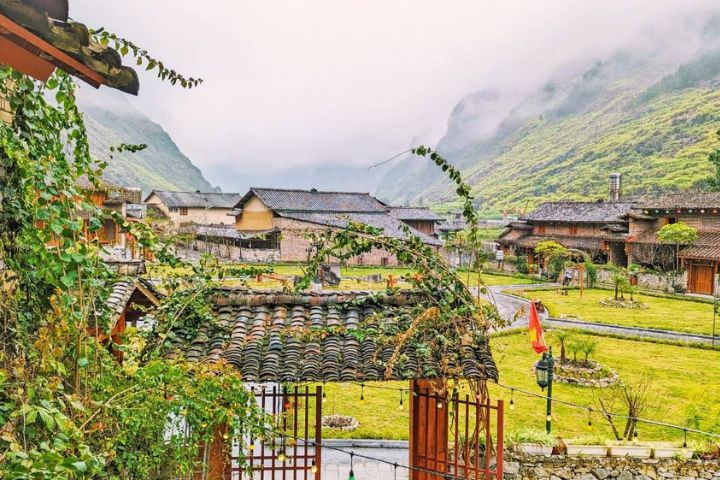 2. Mèo vạc valley