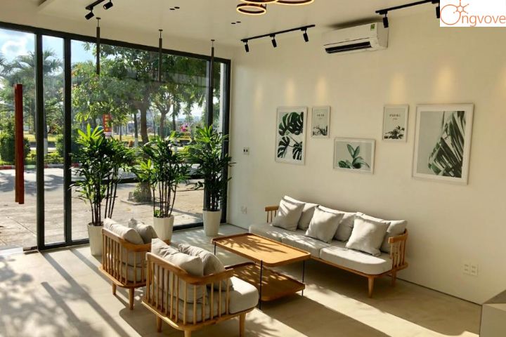 Coconut Hotel