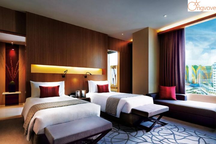  Highlands Hotel