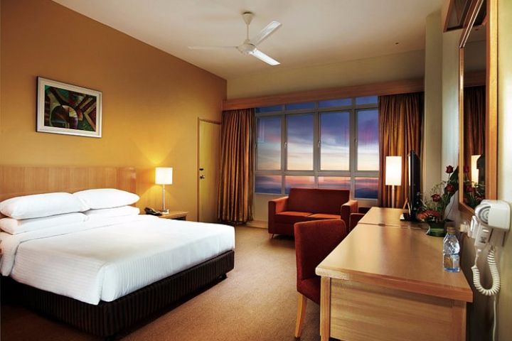 World Hotel