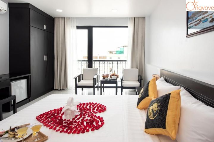 Khách sạn Hoàng Long
