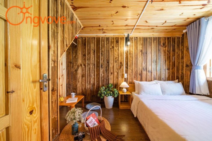 Gỗ thông Lâm Viên Villa Đà Lạt
