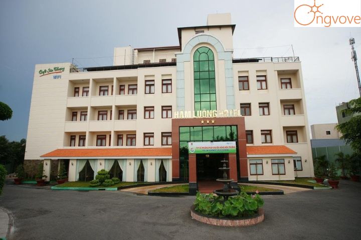 Khách sạn Hàm Luông